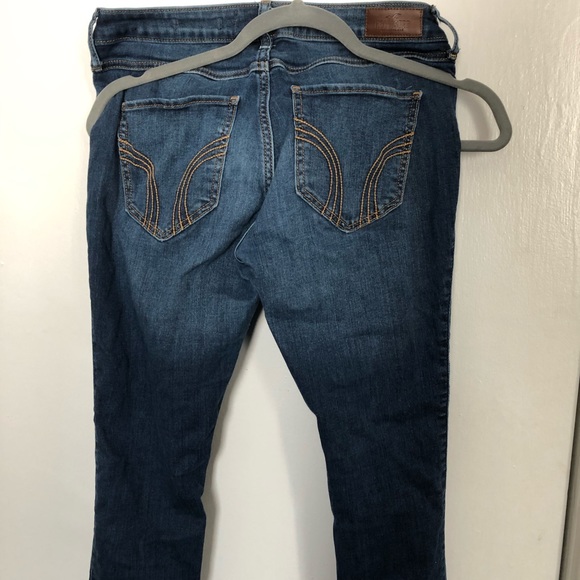 Dark Wash Ripped Hollister Jeans - Picture 3 of 5